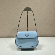 프라다 Prada 클레오 브러시드 레더 호보 백