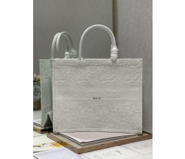 디올 DIOR book tote 북 토트 백