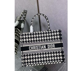 디올 DIOR 여성 스몰 토트 백