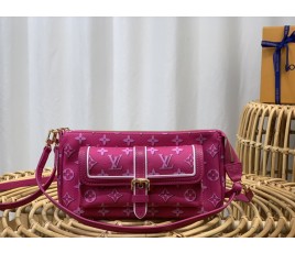 루이비통 LV MAXI MULTI POCHETTE ACCESSOIRES 맥시 멀티 포쉐트 악세수아 백