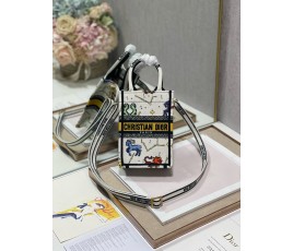 디올 DIOR BOOK TOTE 북 토트 백